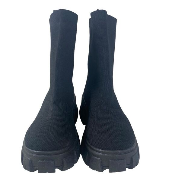 Wild Diva 6 black booties with stretchy mesh sock combat style lug soles - Picture 3 of 7